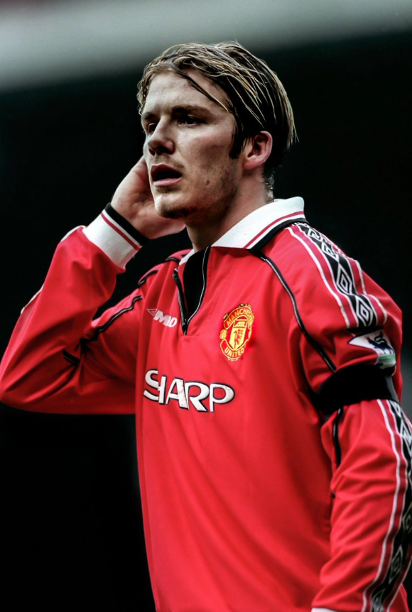 Manchester United 1998-1999 Home Retro Long-Sleeve Shirt