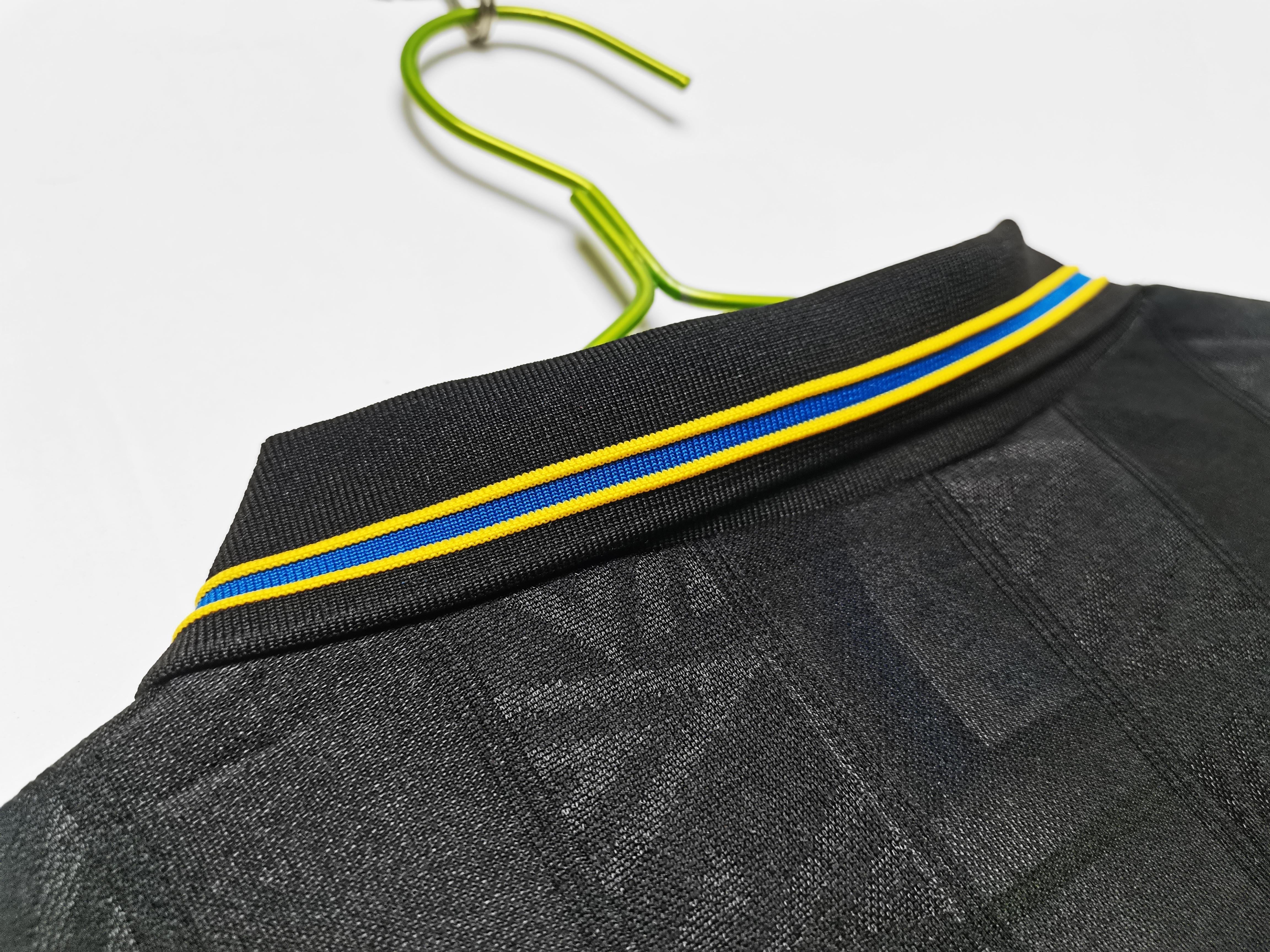 Manchester United Retro Shirt 1993-1995 - Long Sleeve Away