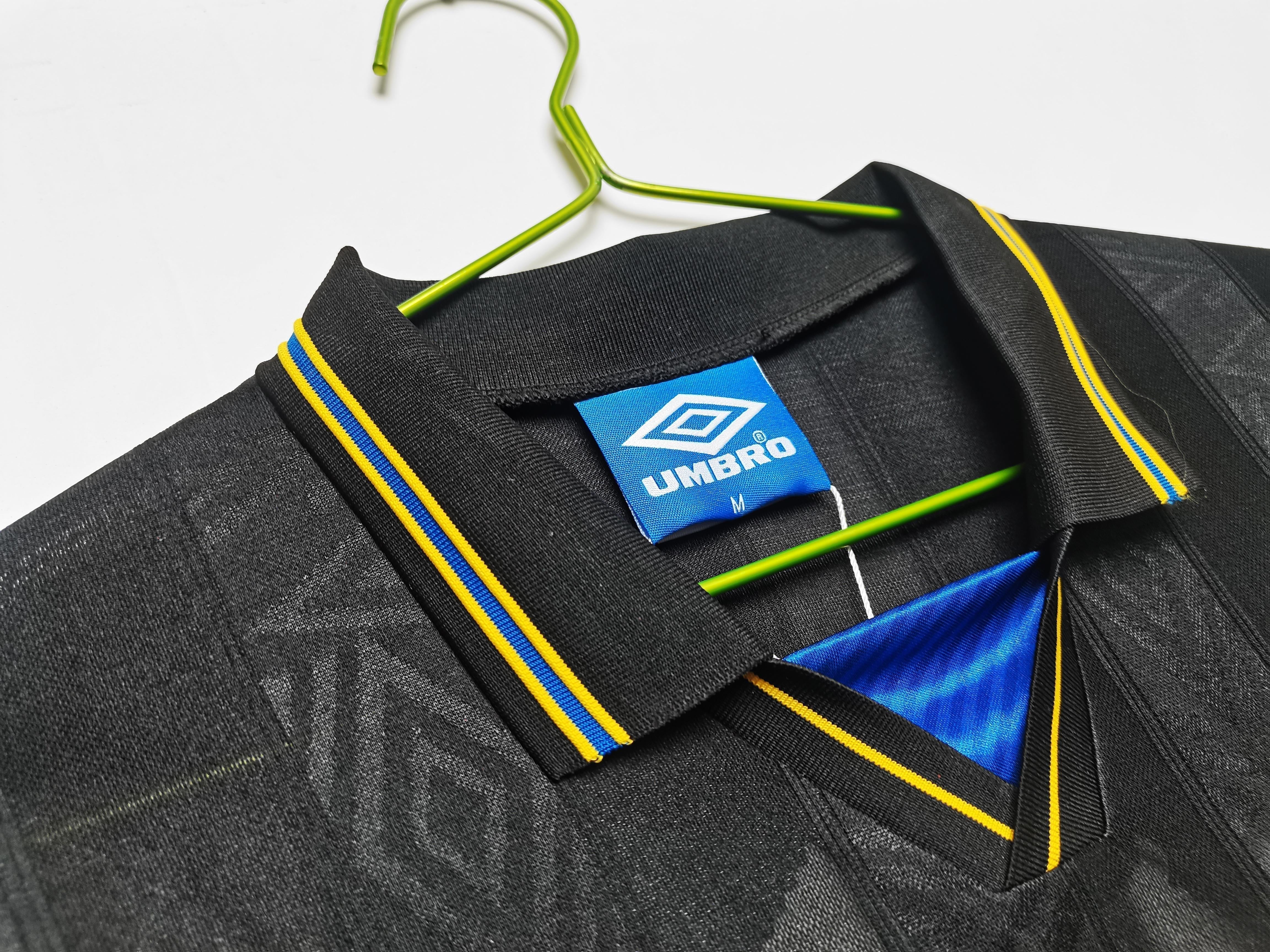 Manchester United Retro Shirt 1993-1995 - Long Sleeve Away