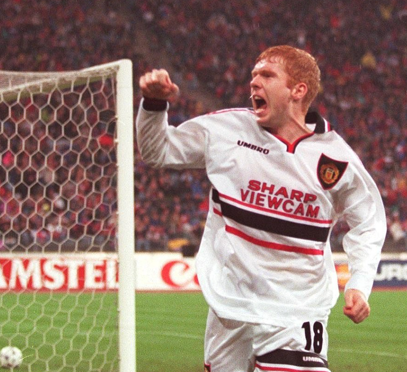 Manchester United Retro Shirt 1997-1998 - Long Sleeve Away